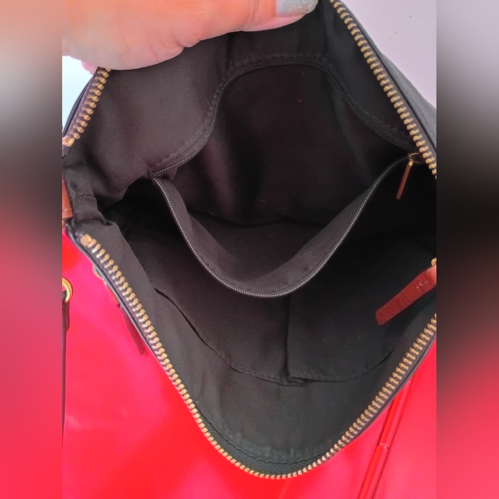 Fossil Black and White With Brown Adjustable Strap Women's Purse. - Picture 10 of 12